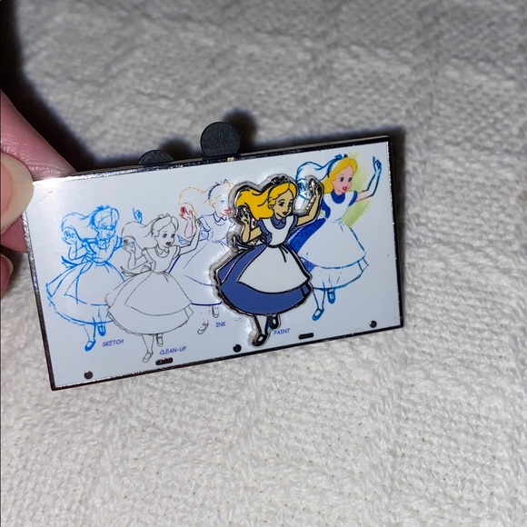 Disney pins - Picture 6 of 7